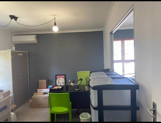 65M² OFFICE TO LET IN TOKAI